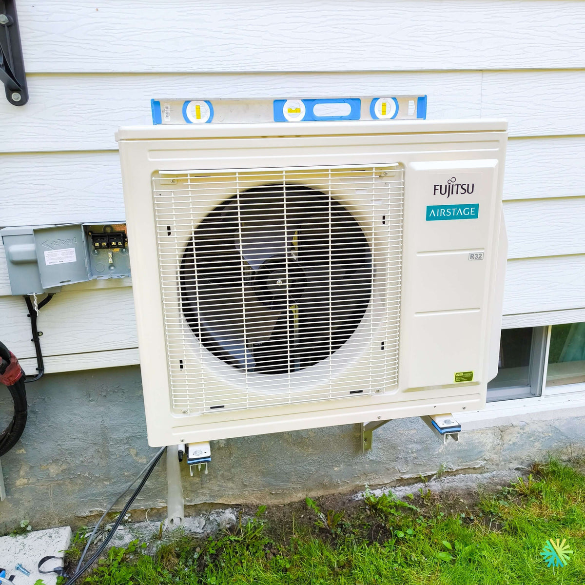 Installation d’une thermopompe murale FUJITSU AIRSTAGE ORION XLTH+ à Ange-Gardien en Montérégie