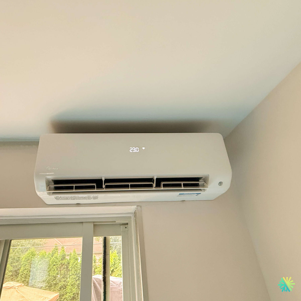 Installation d’une thermopompe triple zone MIDEA 28 à Saint-Mathias-sur-Richelieu sur la Rive-Sud