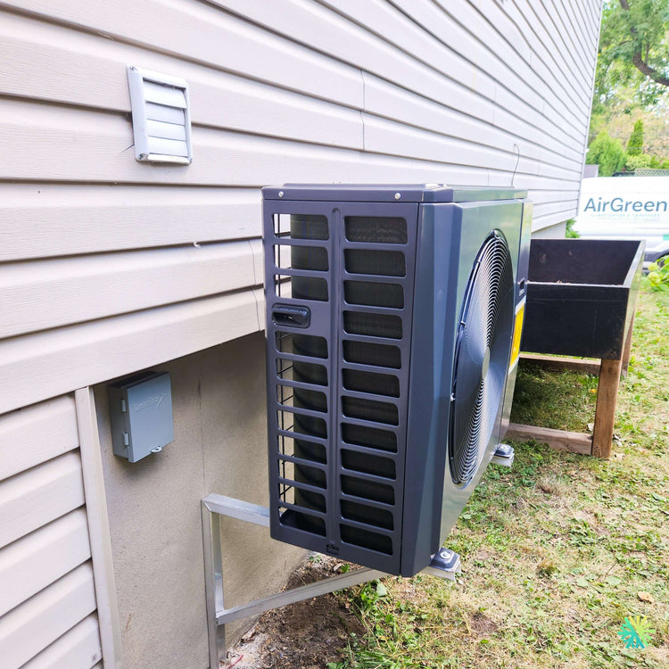 Installation d’une thermopompe centrale 2.5 tonnes MIDEA EVOX G3 à Laval