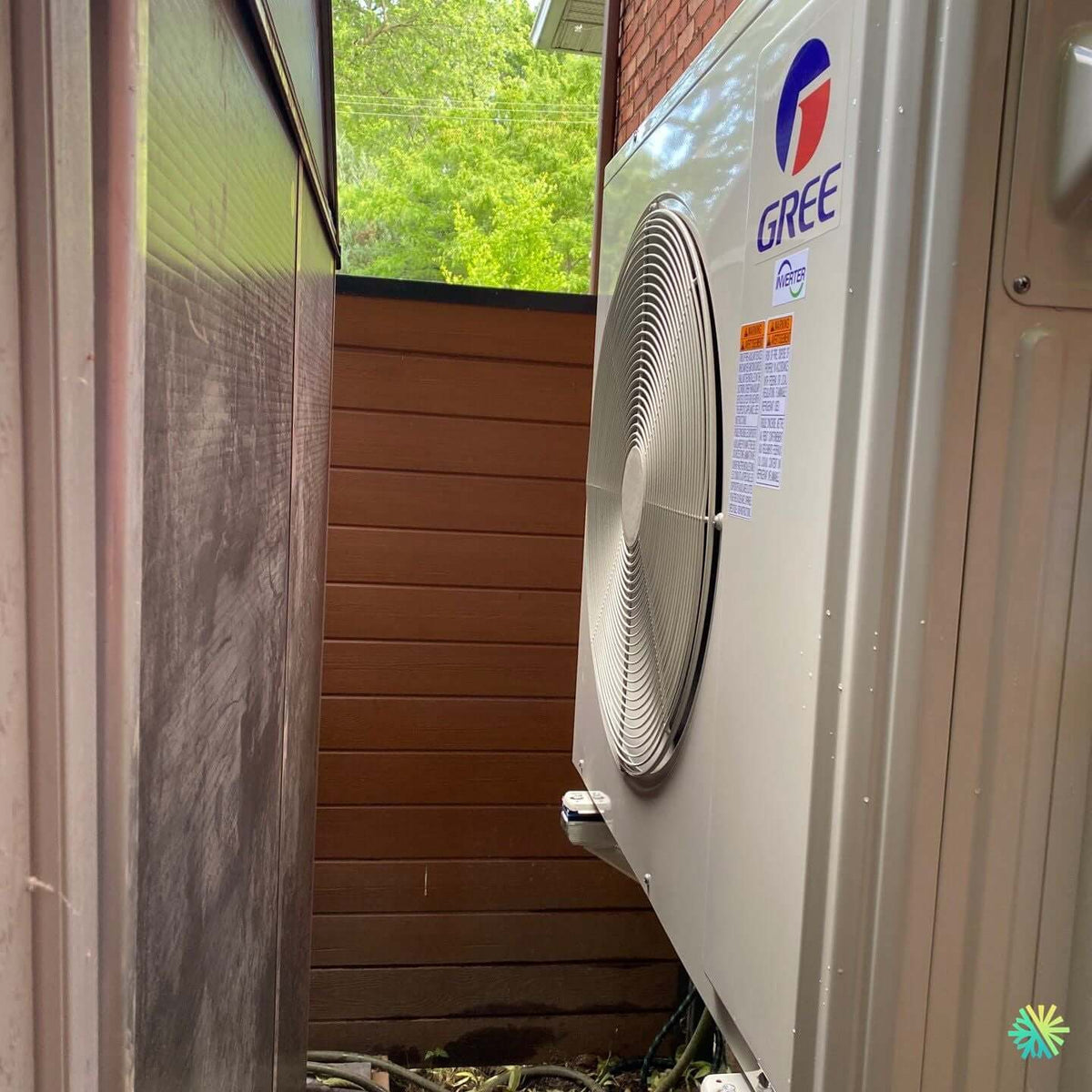 Installation d’une thermopompe centrale Gree Flexx R32 à Chomedey, Laval