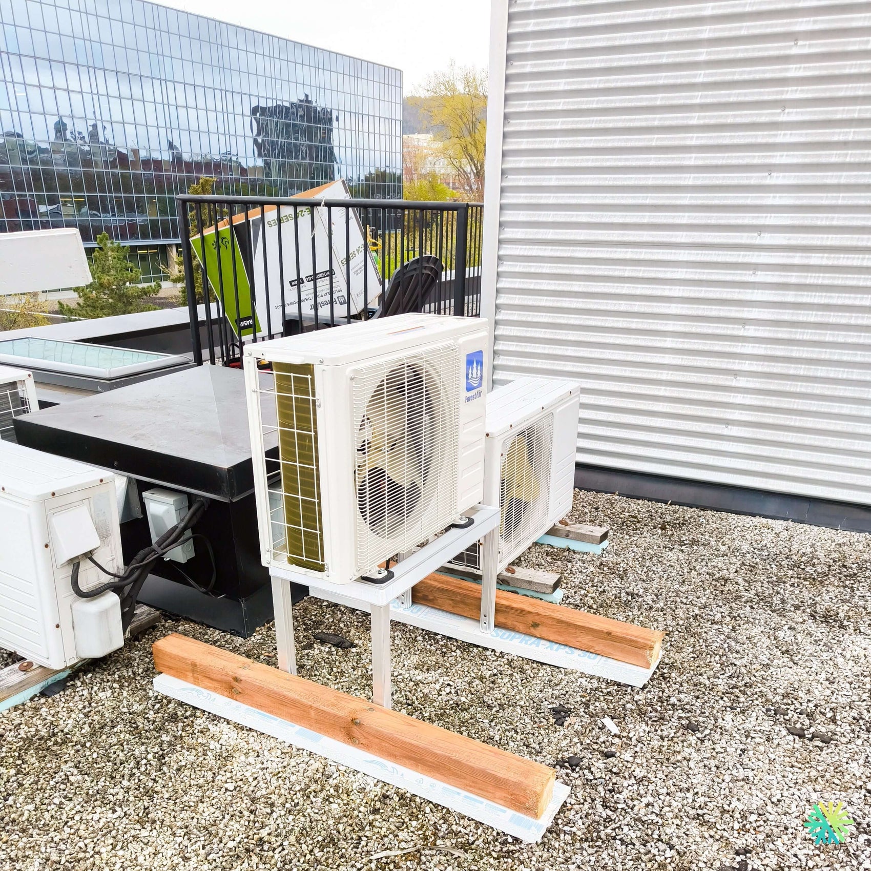 Installation d’une thermopompe murale FORESTAIR E24 à Coteau-du-Lac