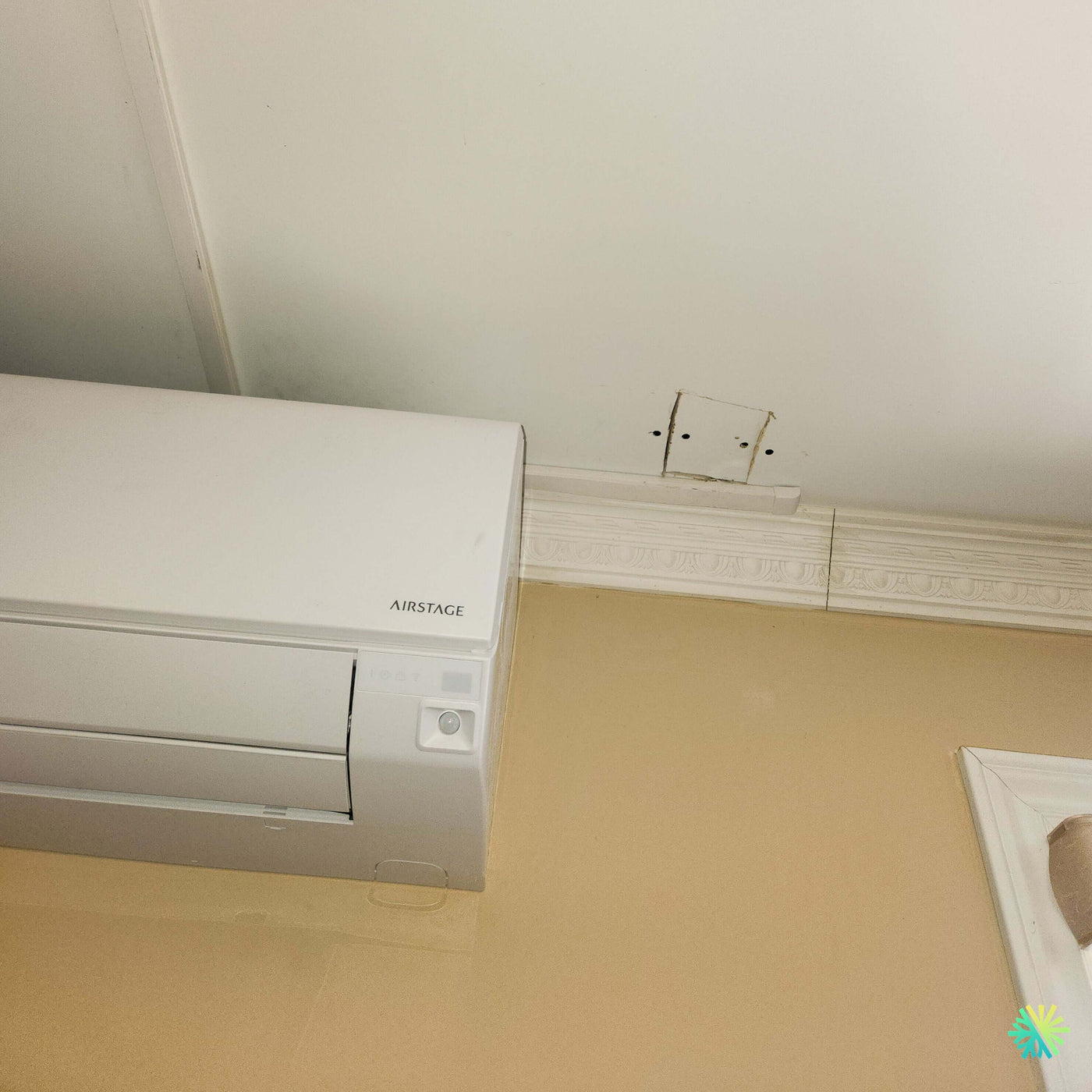 Installation d’une thermopompe murale FUJITSU ORION XTLH+ 12 000 BTU à Saint-Léonard, Montréal