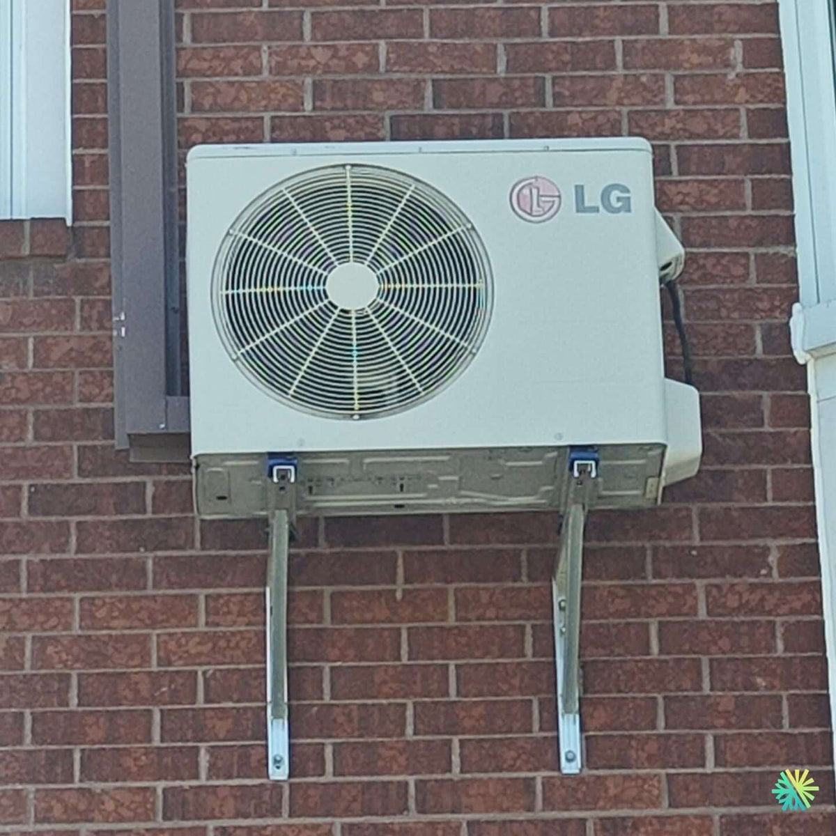 Réparation d’une thermopompe murale LG à Brossard