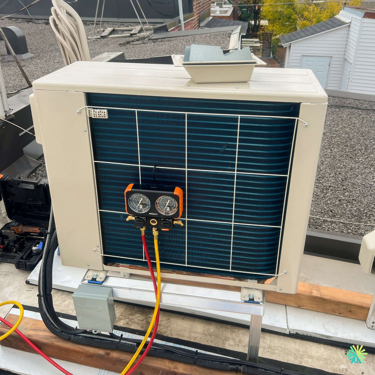 Installation d’une thermopompe GREE FREE MATCH R32 DoubleZone – 2 zones – 2 têtes à Kirkland