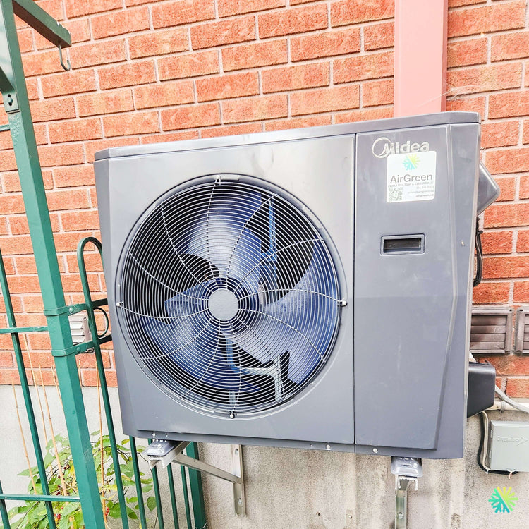 Installation d’une thermopompe centrale MIDEA EVOX G3 à Rosemont–La Petite-Patrie, Montréal
