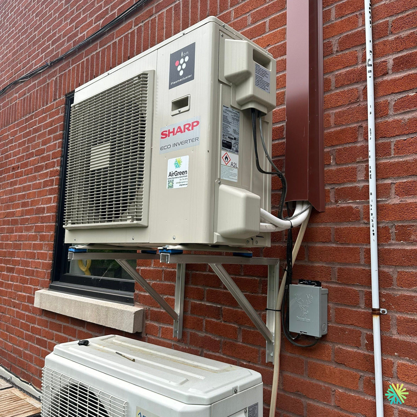 Réparation d’une thermopompe murale Sharp à Boucherville