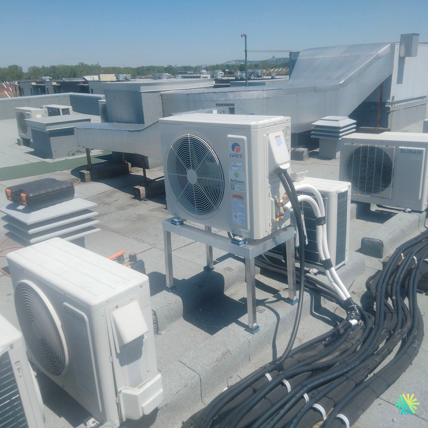 Installation d’une GREE FreeMatch R32 thermopompe MultiZone à Le Sud-Ouest (Montréal)