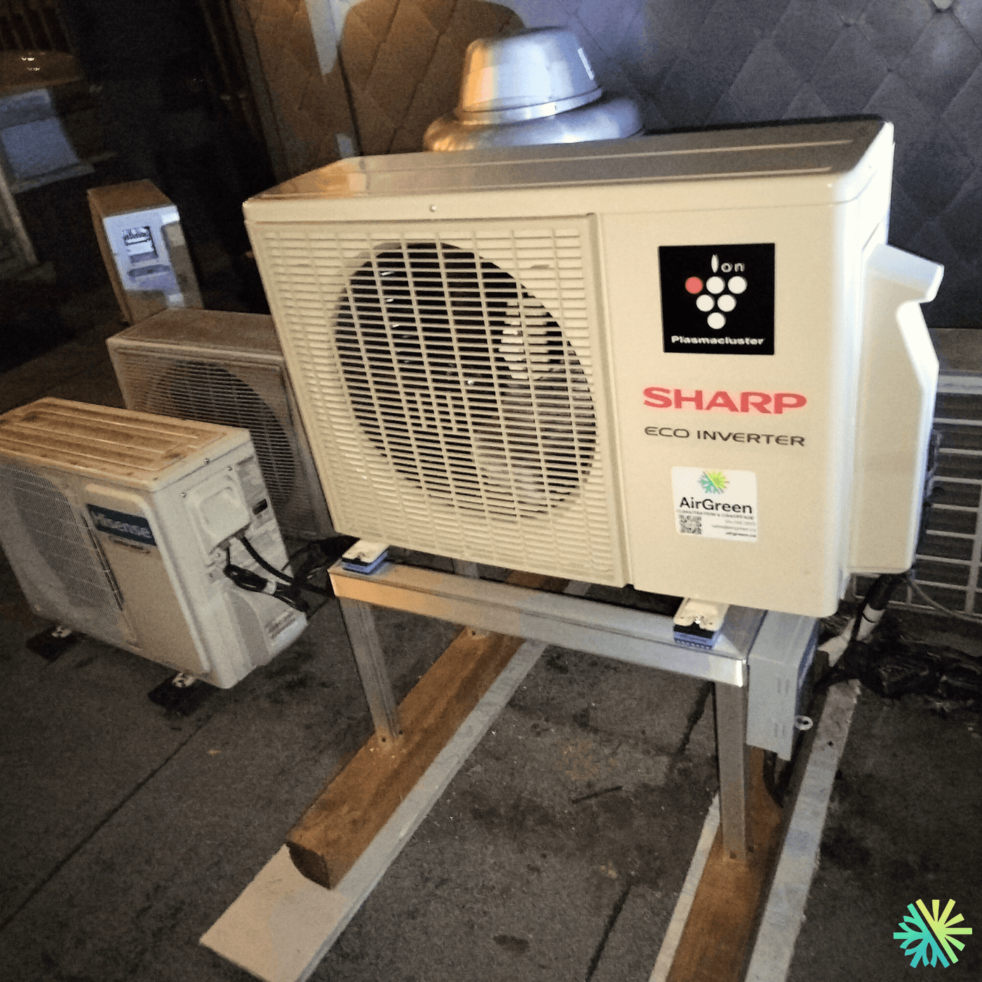 Installation d’une thermopompe murale Sharp ZU1 à Rosemont–La Petite-Patrie