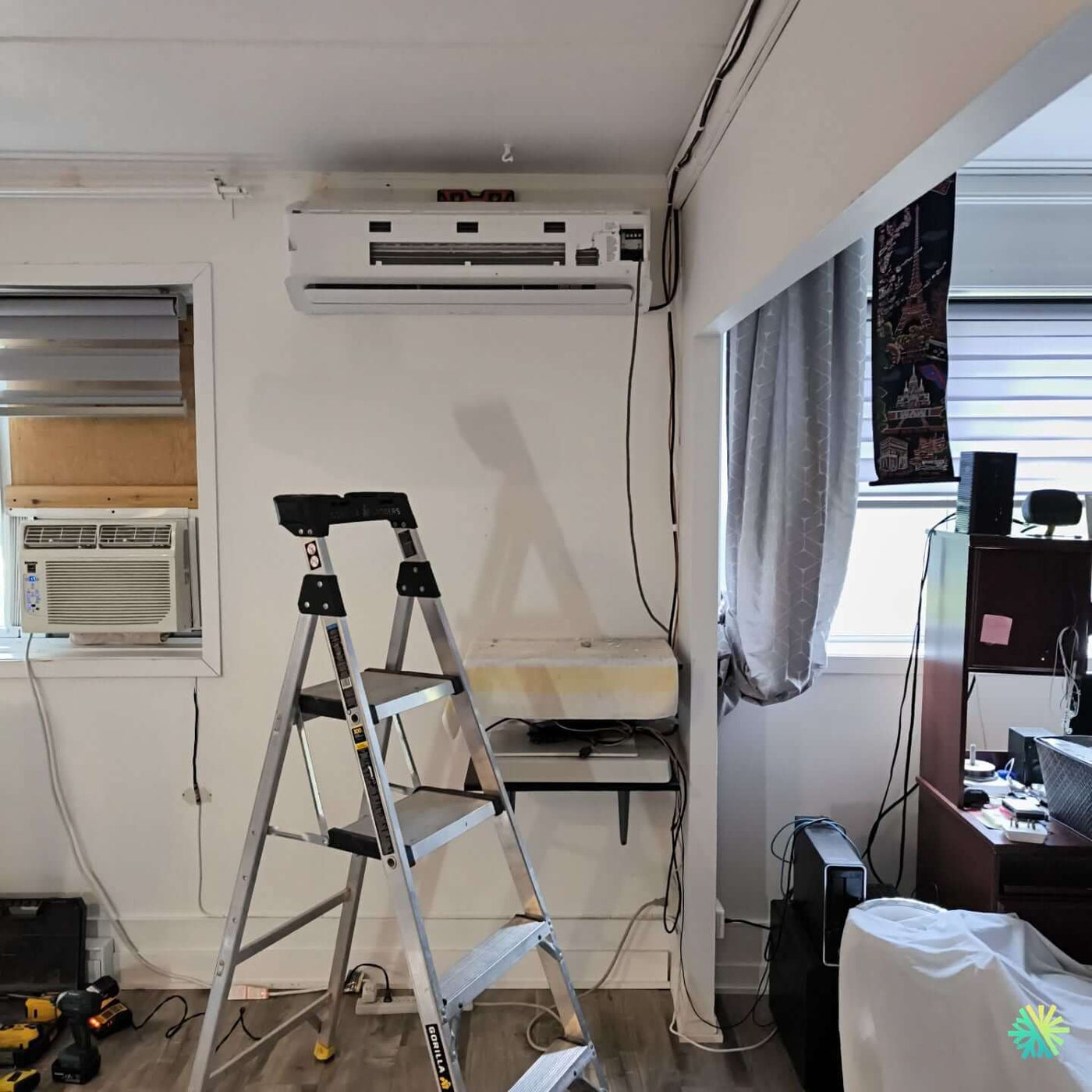 Réparation d’une thermopompe murale Sharp à Boisbriand