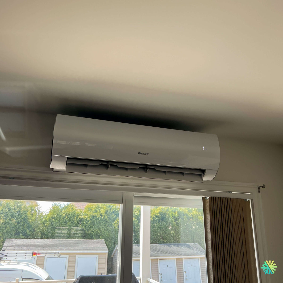 Installation d’une thermopompe murale GREE SAPPHIRE R32 – climatiseur mini split à Blainville