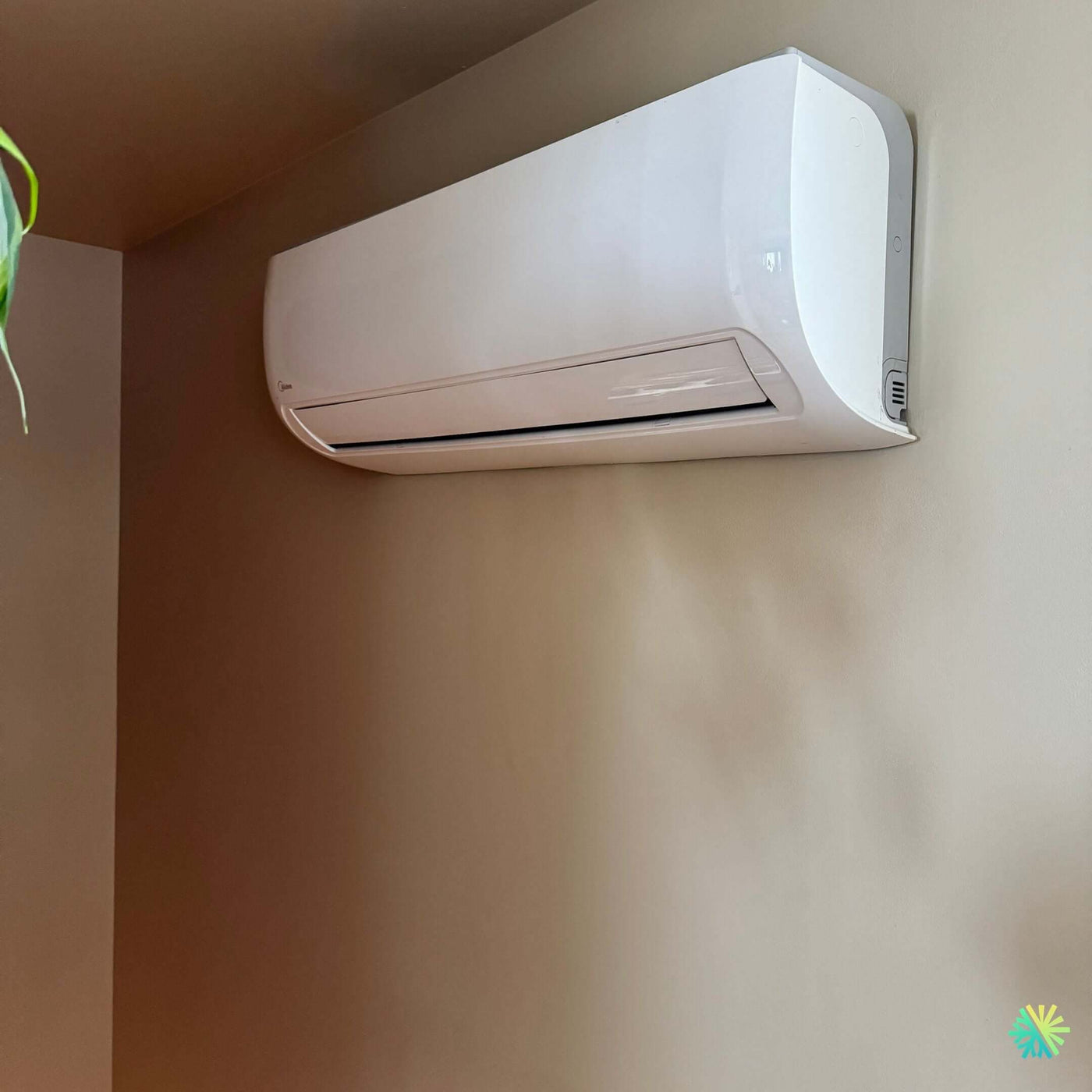 Installation d’une Midea thermopompe murale à Rosemont
