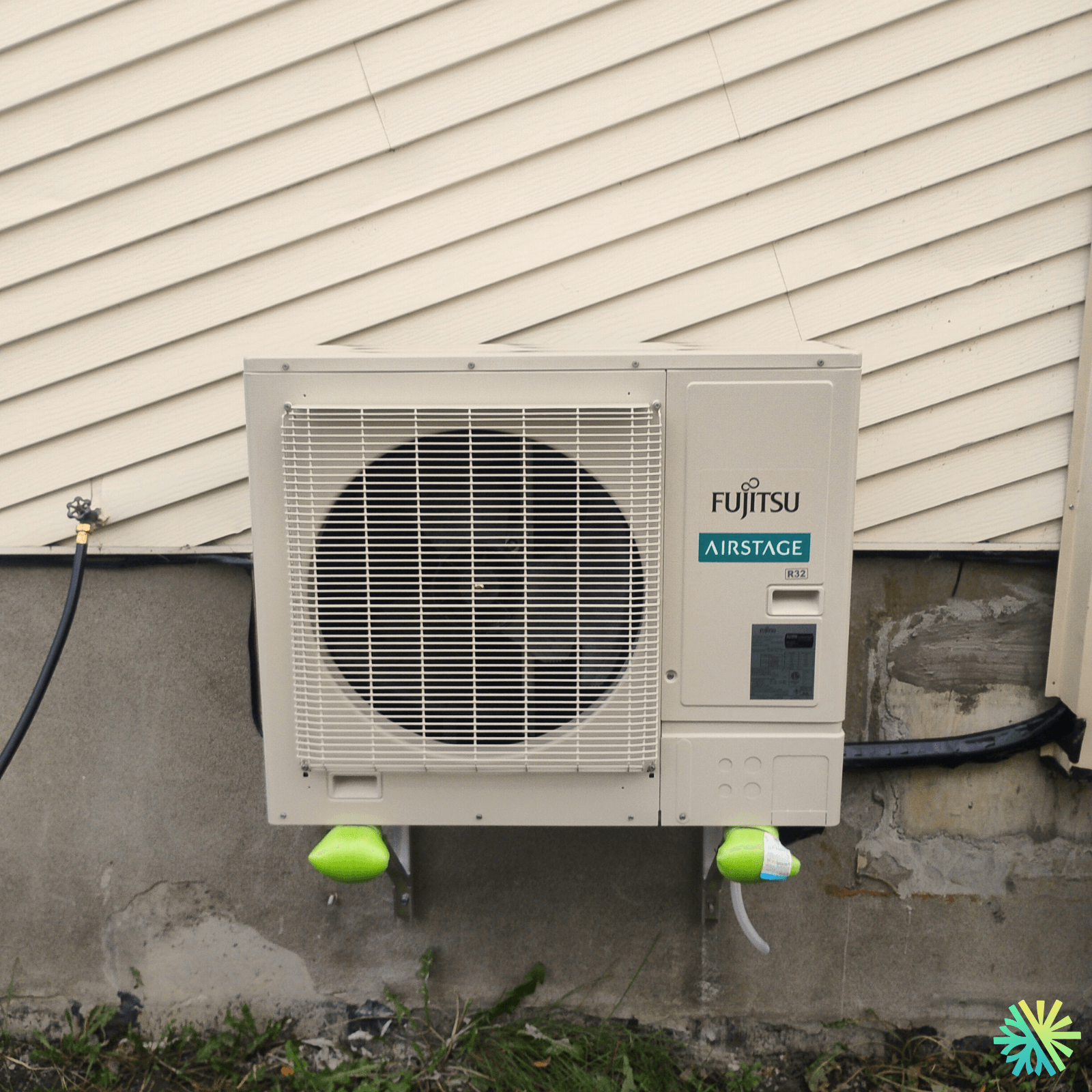 Installation d’une thermopompe murale Fujitsu à Sainte-Dorothée (Laval) : confort quatre saisons, efficacité et installation soignée