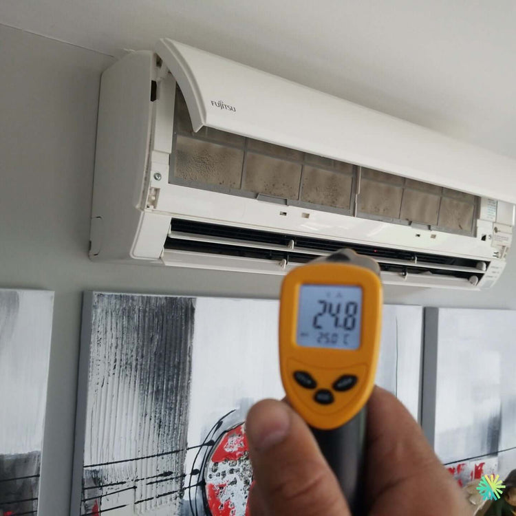 Réparation d’un climatiseur mural Fujitsu à Saint-Léonard