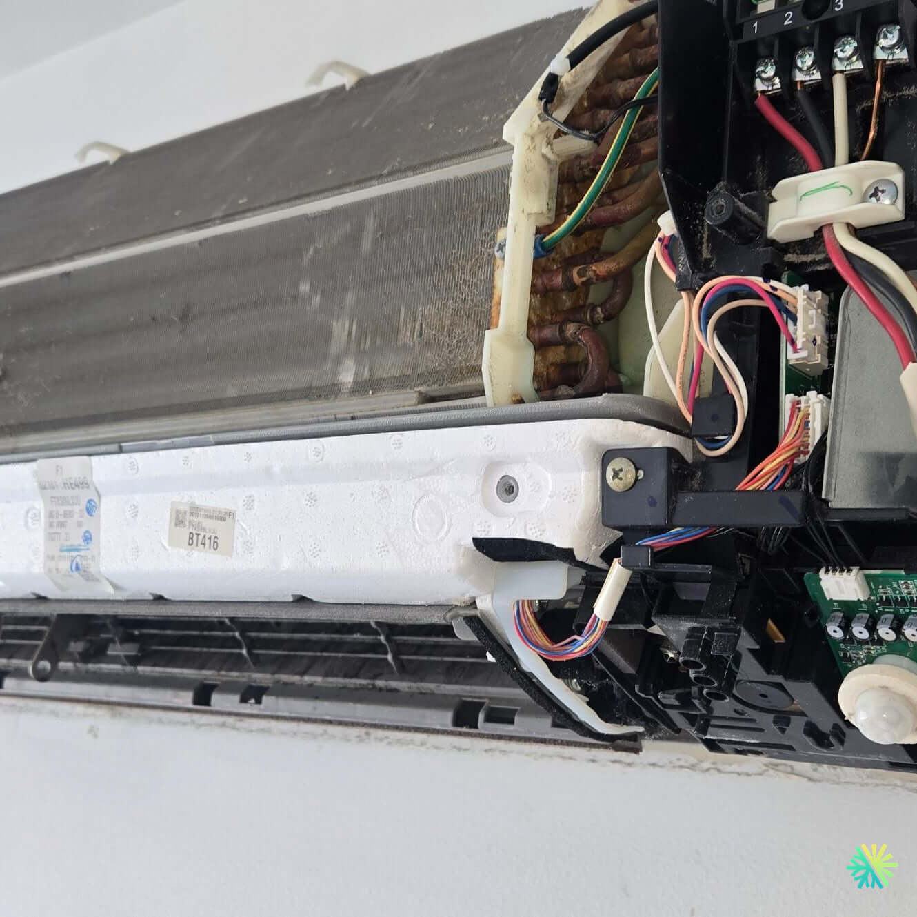 Réparation d’une thermopompe murale Fujitsu à Boisbriand