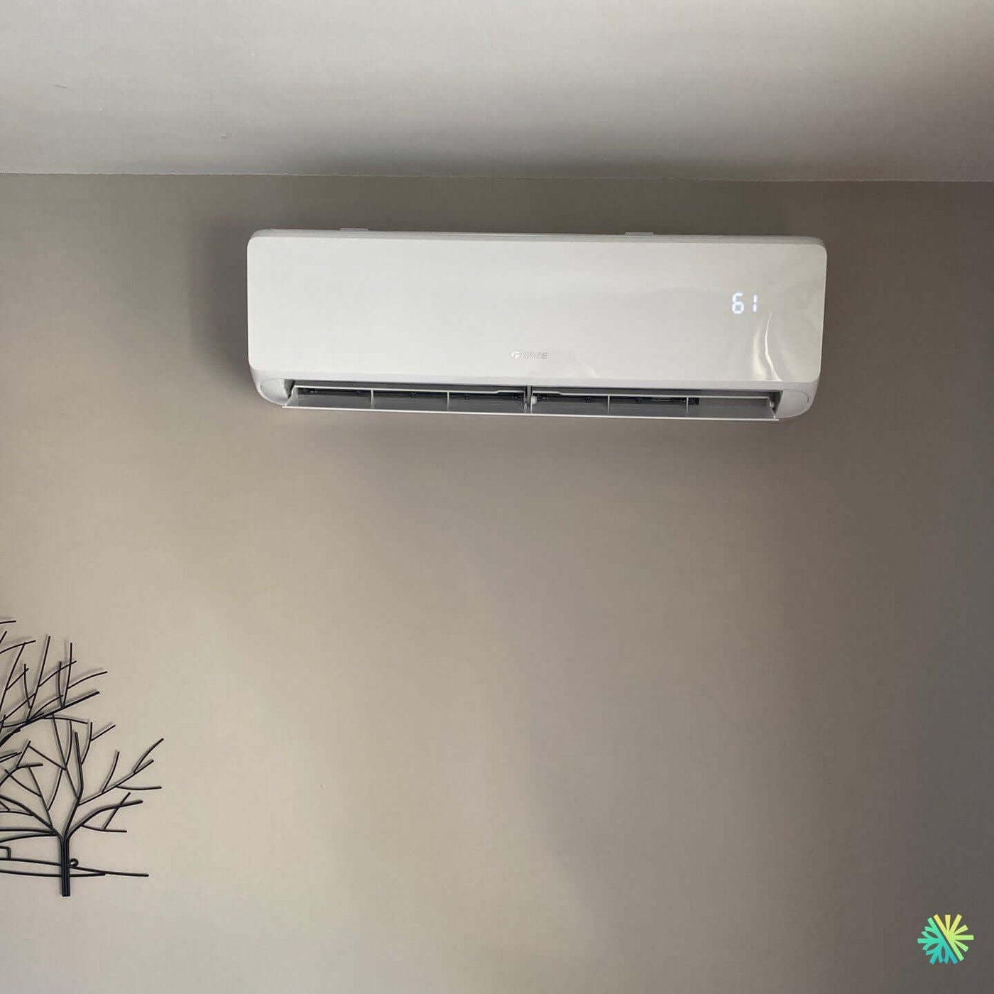 Installation d’une Gree Livo R32 Thermopompe murale à Rosemont–La Petite-Patrie