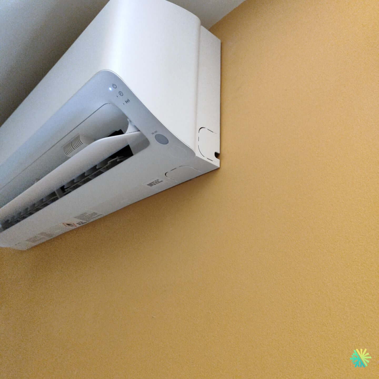 Installation d’une Gree Livo R32 thermopompe murale à Rosemont–La Petite-Patrie