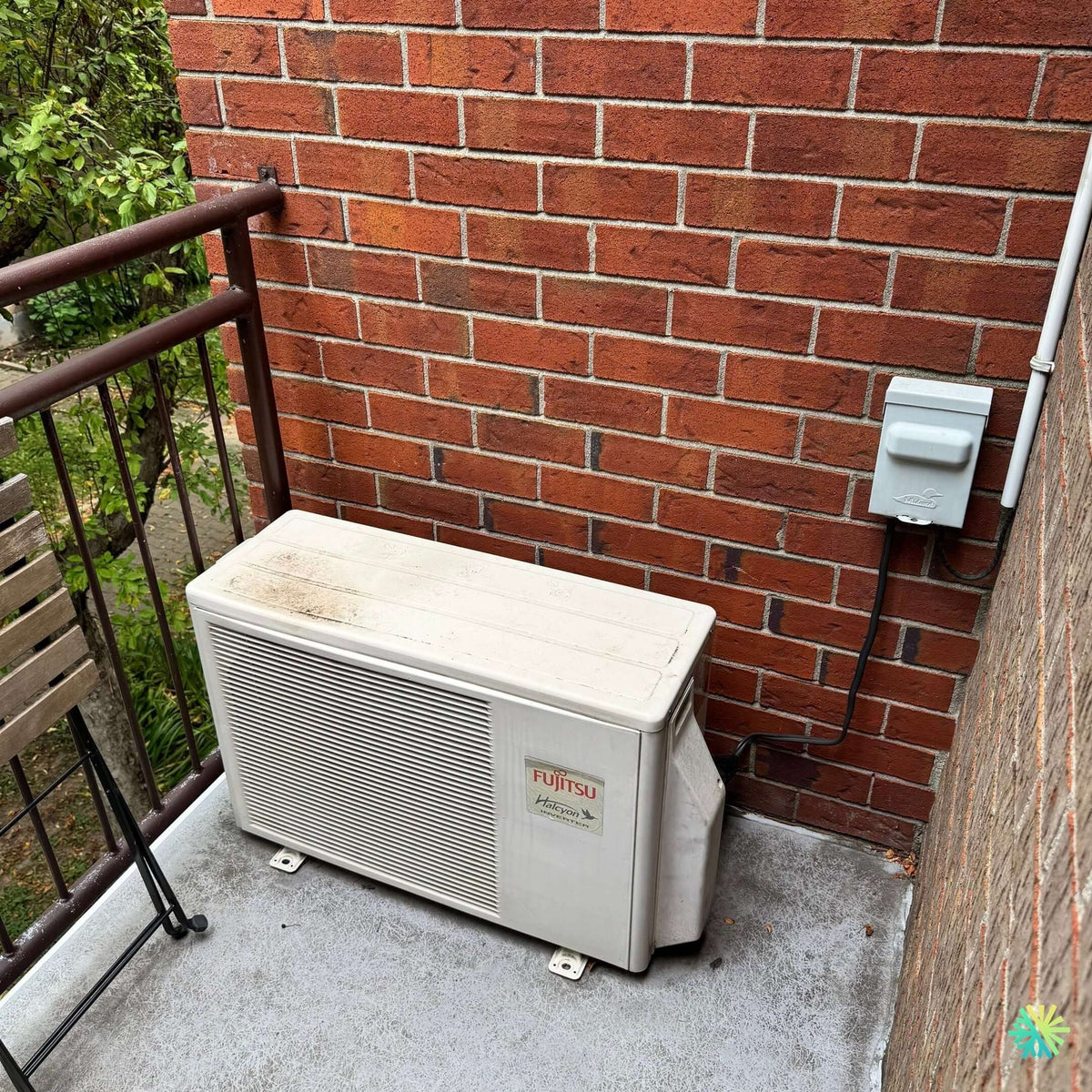 Nettoyage d’une thermopompe murale Fujitsu à Sainte-Dorothée