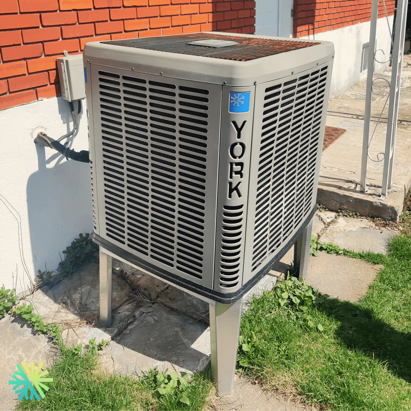 Réparation d’une thermopompe centrale York sur la Rive-Sud