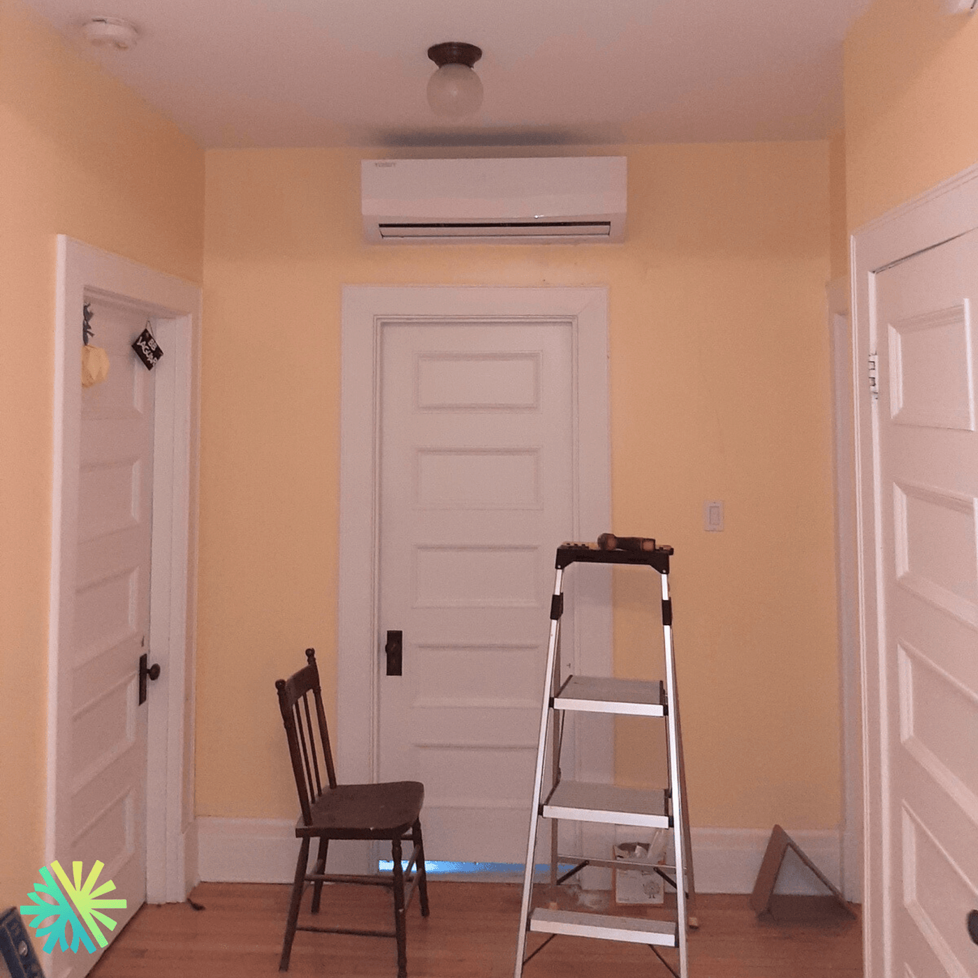 Installation d’une thermopompe murale Tosot LomoPlus UltraHeat à Varennes