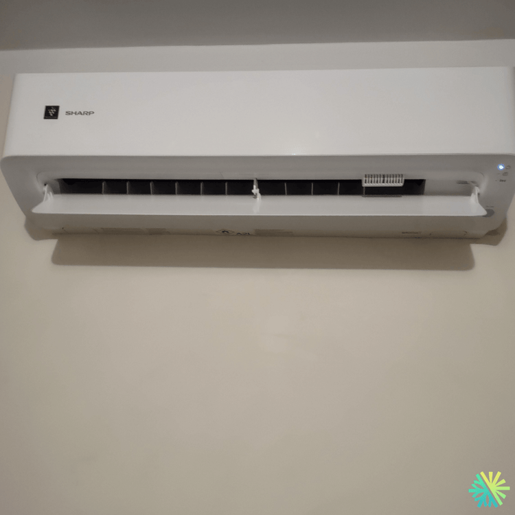 Installation d’une thermopompe murale Sharp à Rosemont–La Petite-Patrie