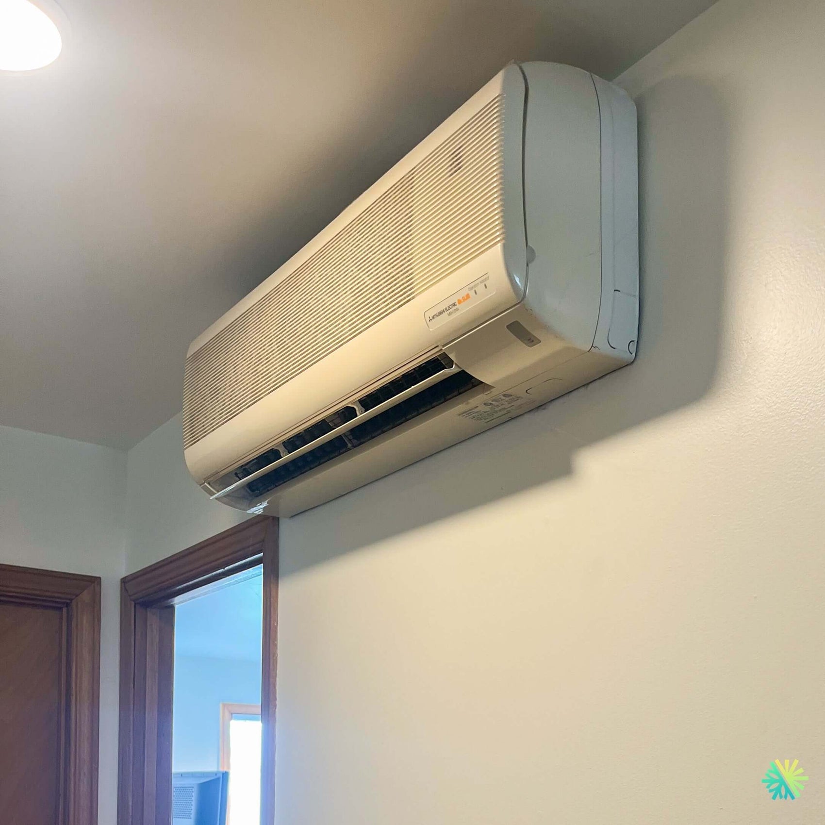 Réparation d’une thermopompe murale Mitsubishi Electric à Côte-des-Neiges–Notre-Dame-de-Grâce
