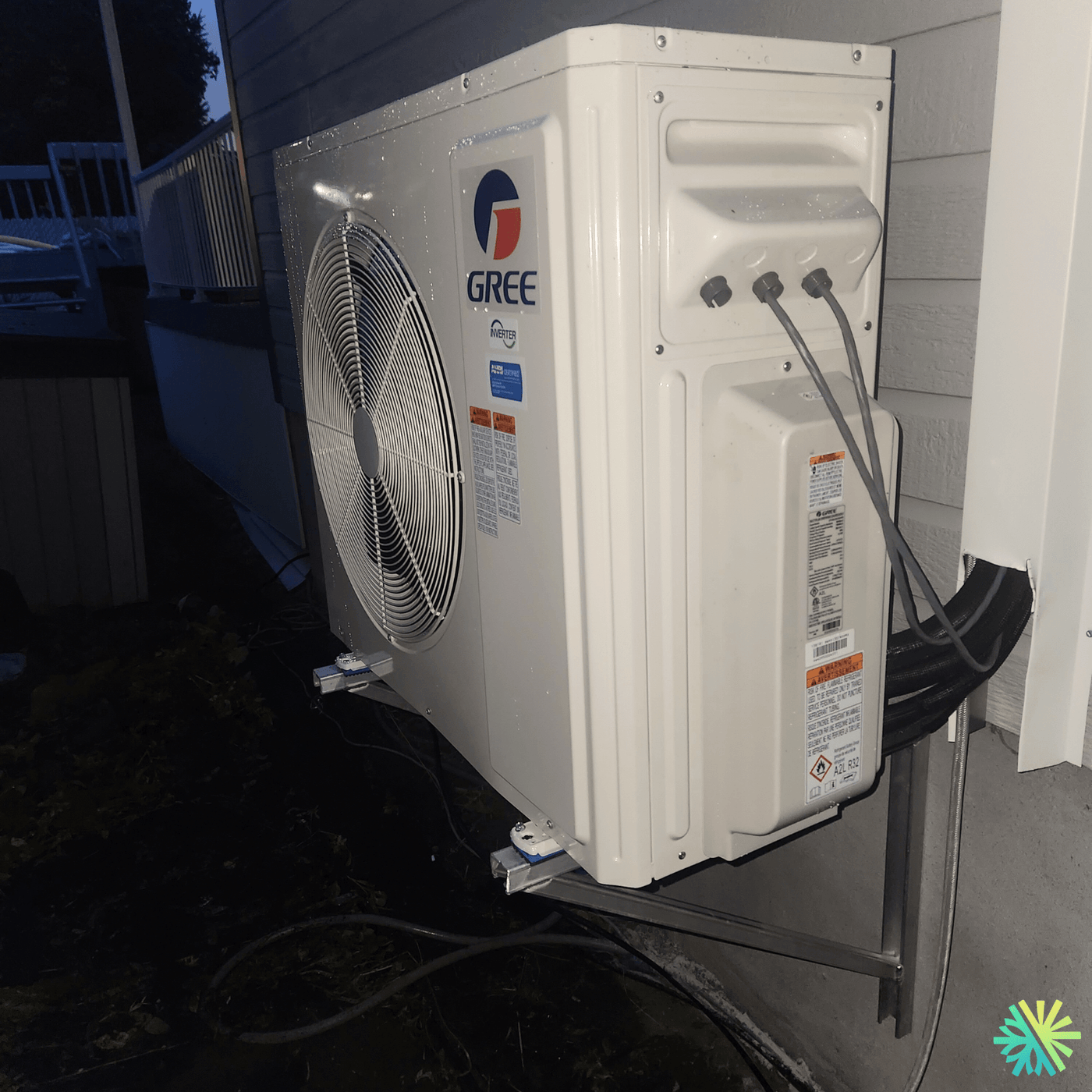 Installation d’une thermopompe Gree FreeMatch à Sainte-Dorothée (Laval)