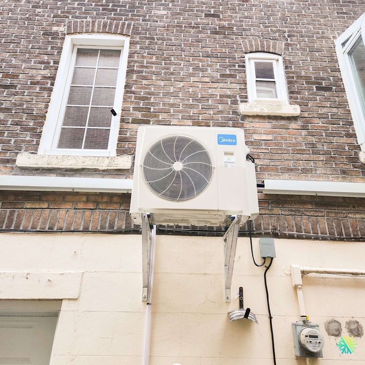Installation d’une thermopompe double zone MIDEA 28 à Saint-Antoine-sur-Richelieu, en Montérégie