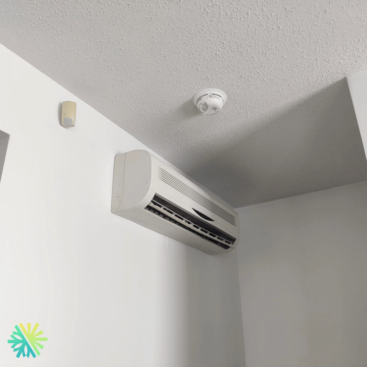 Réparation d’une thermopompe murale TAC Mini Split à Laval