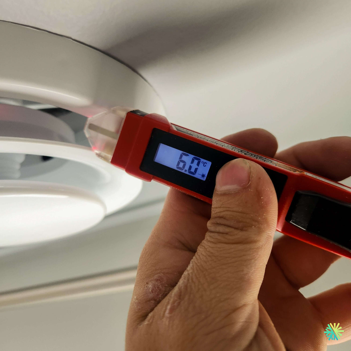Installation d’une thermopompe gainable GREE All Match Slim Duct R32 à Oka – système Slim Duct avec conduits gainables pour un confort discret et uniforme