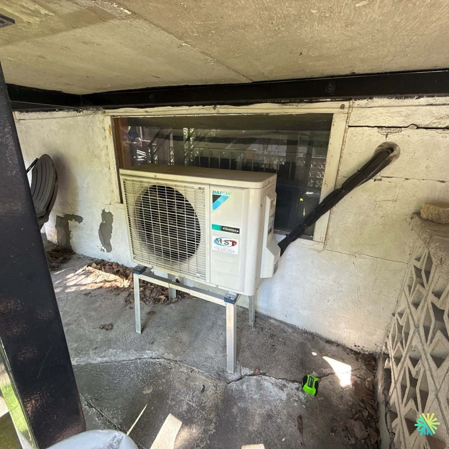 Réparation d’une thermopompe murale Daikin à Sainte-Julie