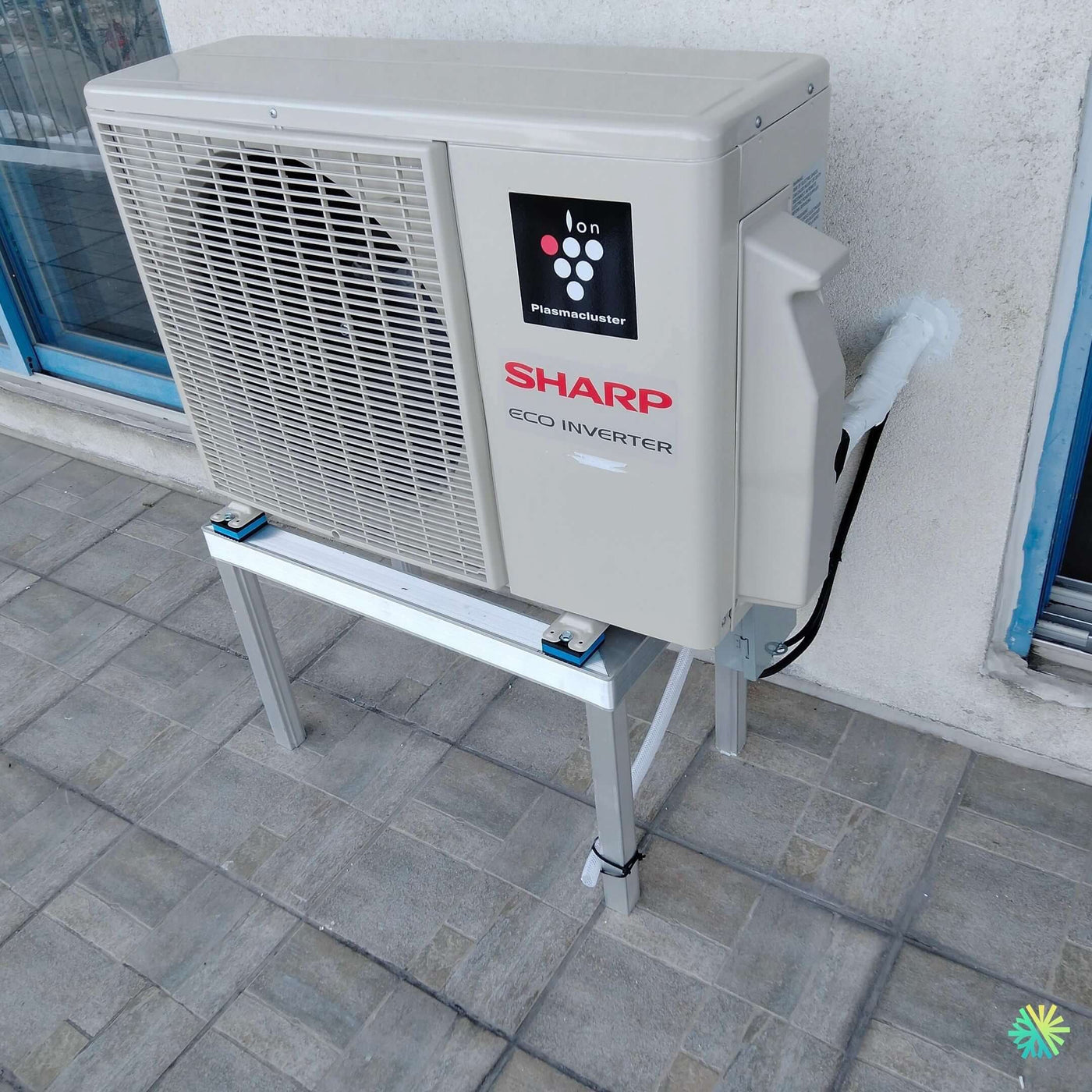 Installation d’une Sharp ZHU1 thermopompe murale à Rosemont–La Petite-Patrie