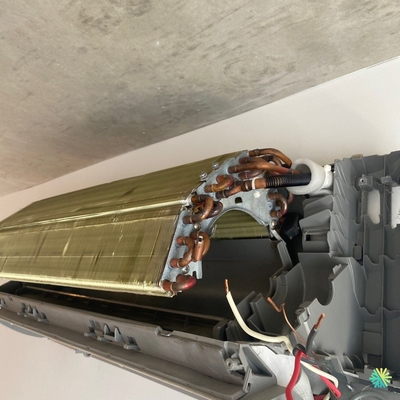 Réparation d’une thermopompe murale Fujitsu à Boucherville