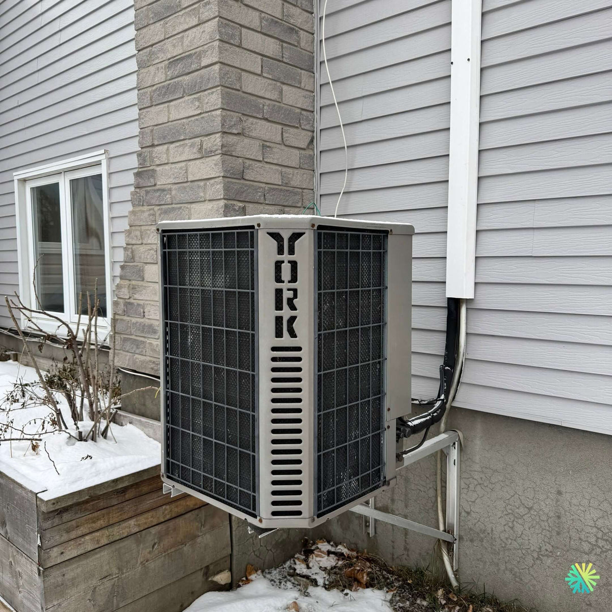Réparation d’une thermopompe centrale York à Saint-Bruno