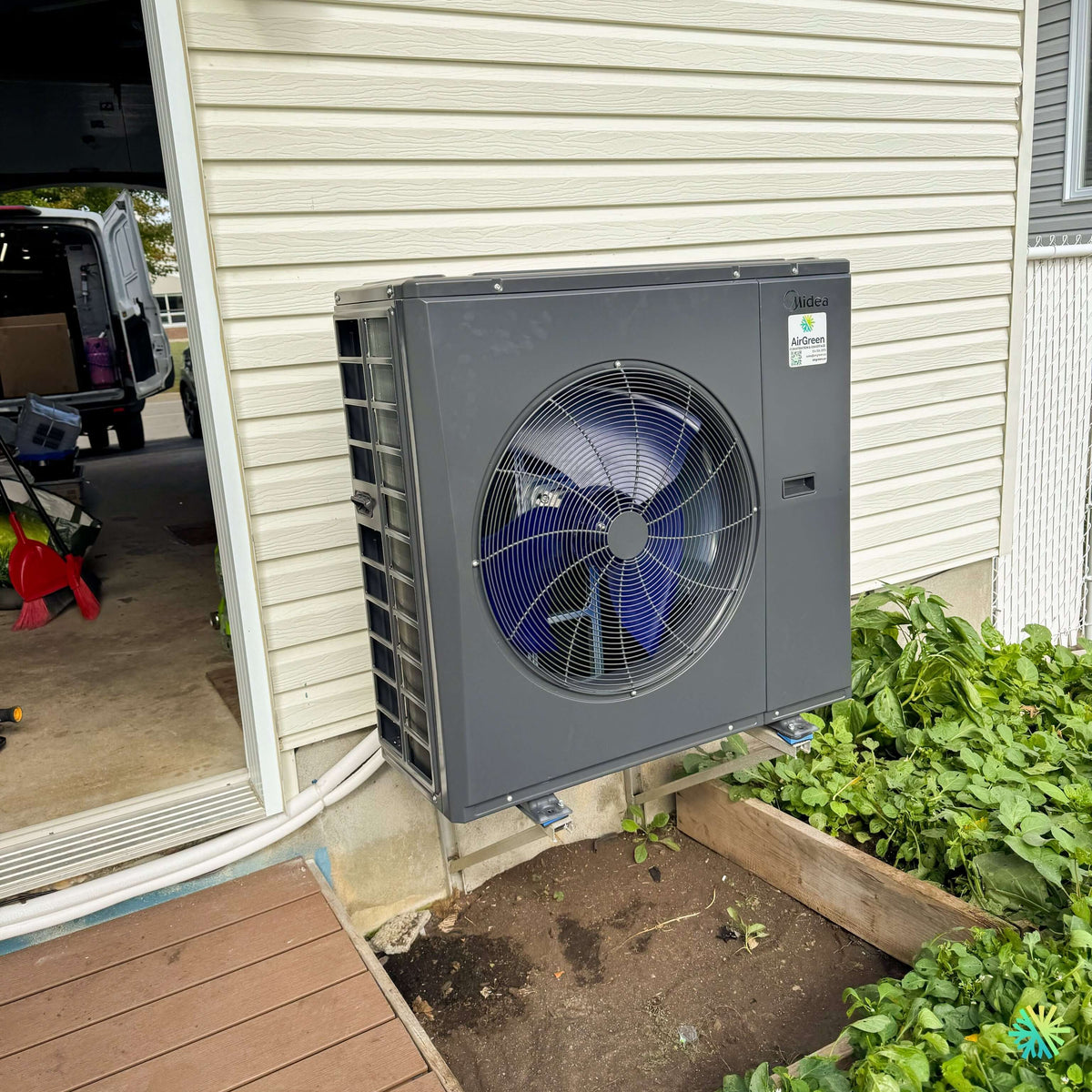Installation d’une thermopompe centrale MIDEA EVOX G3 à Pointe-Fortune
