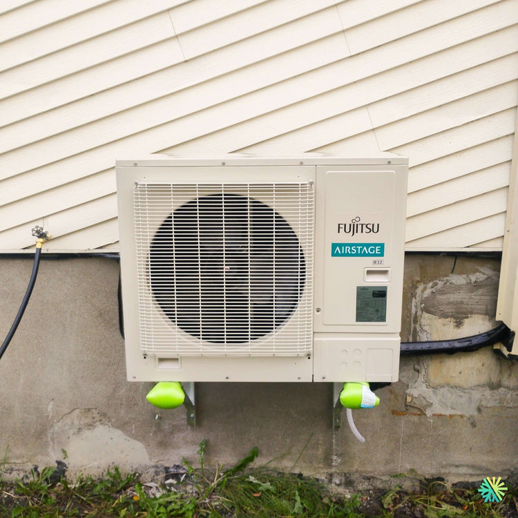 Installation d’une thermopompe murale Fujitsu AIRSTAGE Altair 700 à Sainte-Martine en Montérégie