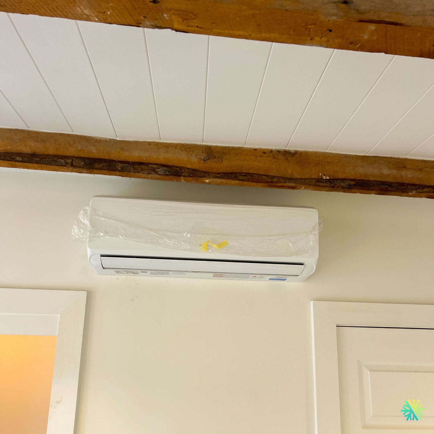 Installation d’une thermopompe TripleZone GREE FREE MATCH R32 à Sainte-Thérèse : système 3 zones, 3 têtes murales par AirGreen