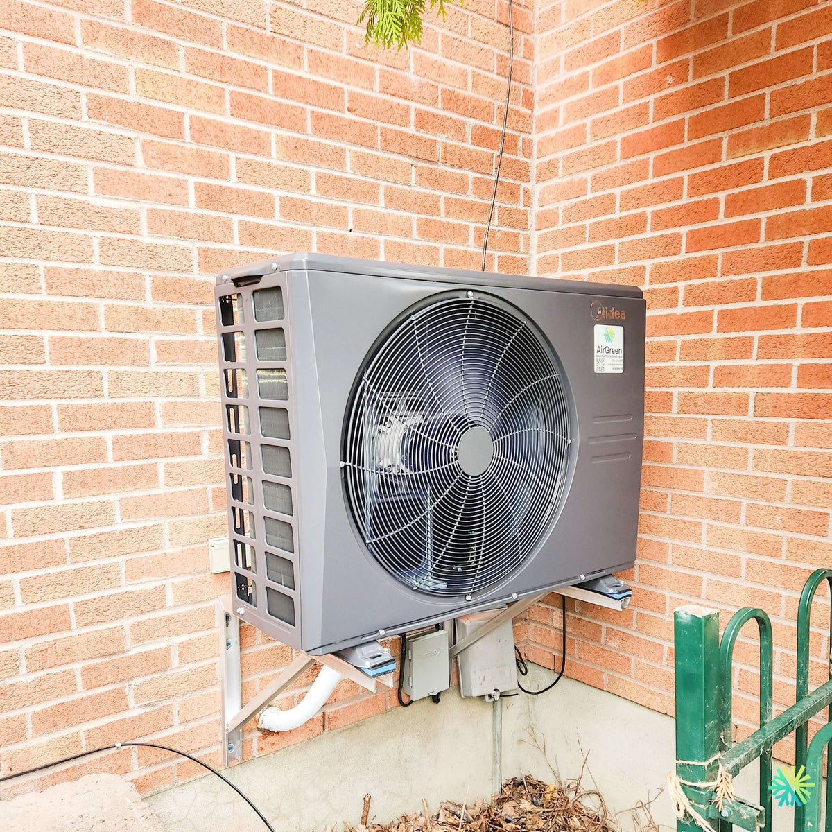 Installation d’une thermopompe centrale MIDEA EVOX G3 à Saint-Zotique