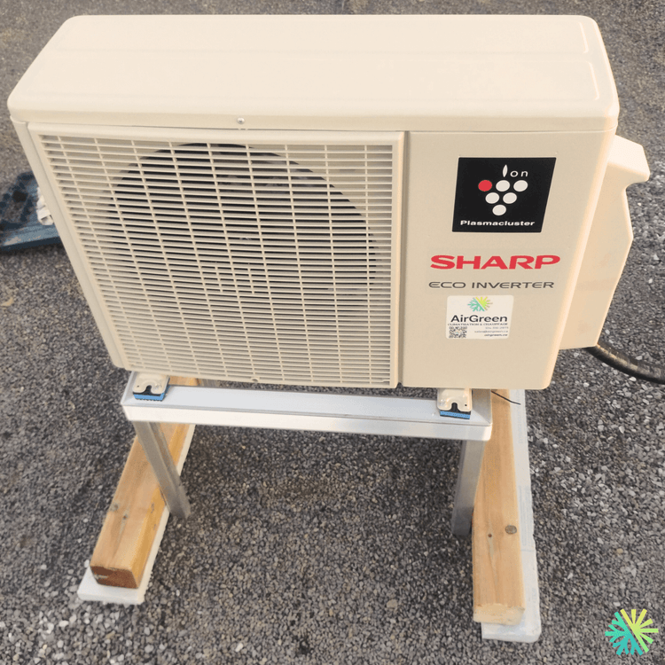 Installation d’une thermopompe murale Sharp à Ville-Marie (Montréal) – performance, discrétion et confort quatre saisons