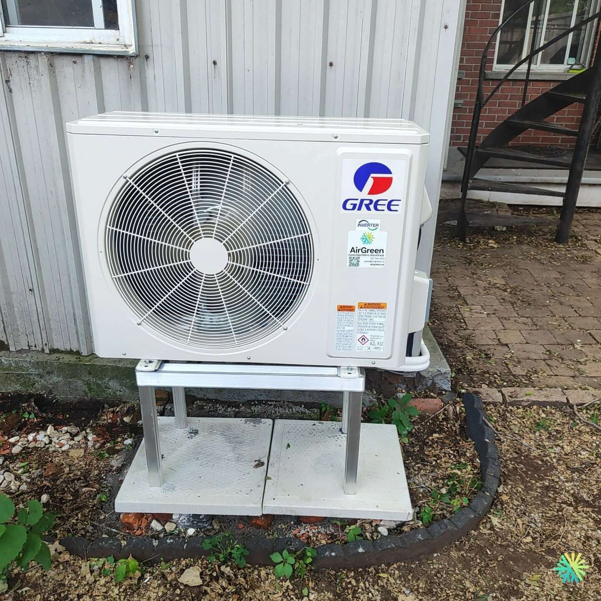 Installation of a Gree (R-32 range) wall-mounted heat pump in Rosemont–La Petite-Patrie