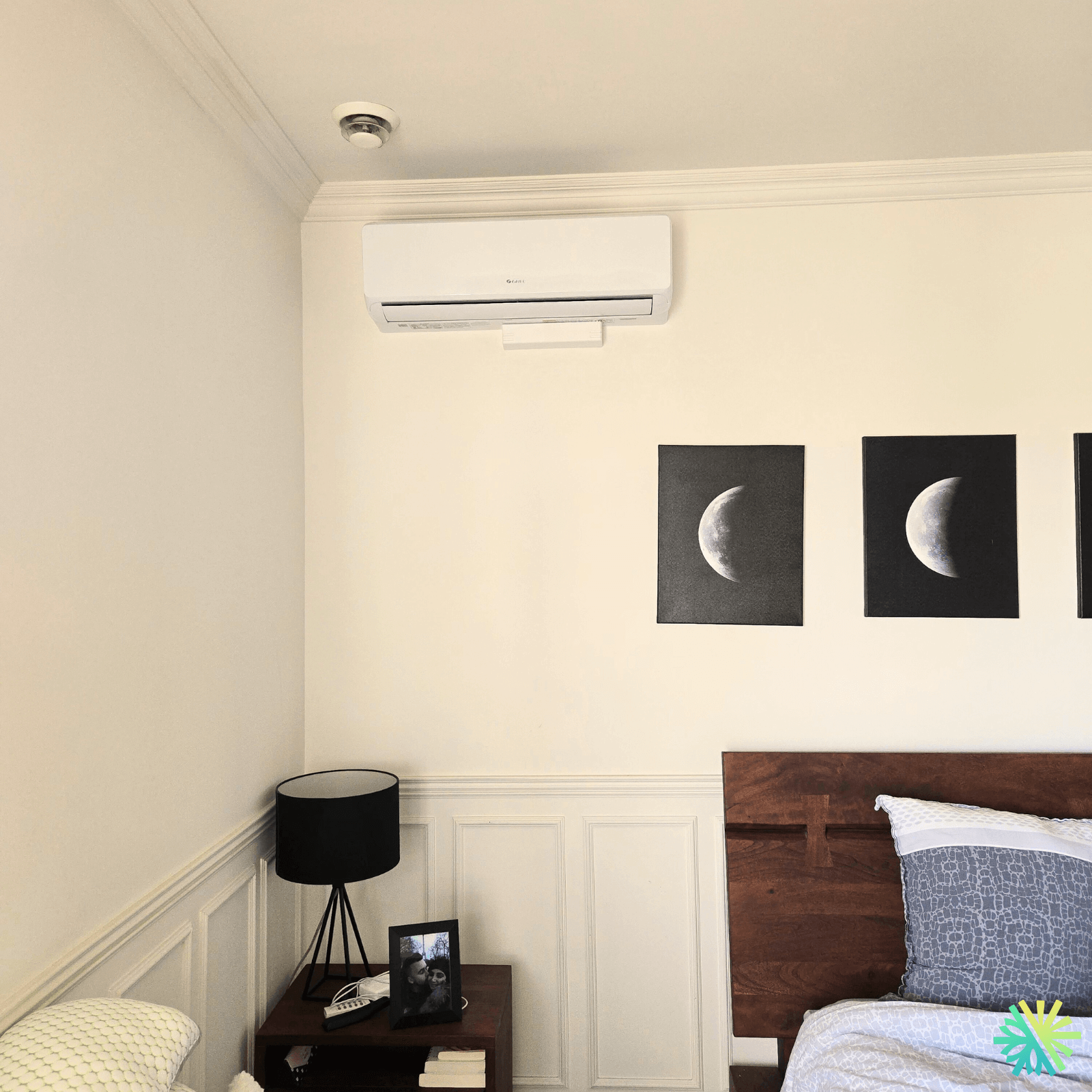 Installation d’une thermopompe Gree FreeMatch à Outremont : confort discret et performance quatre saisons dans une chambre à coucher