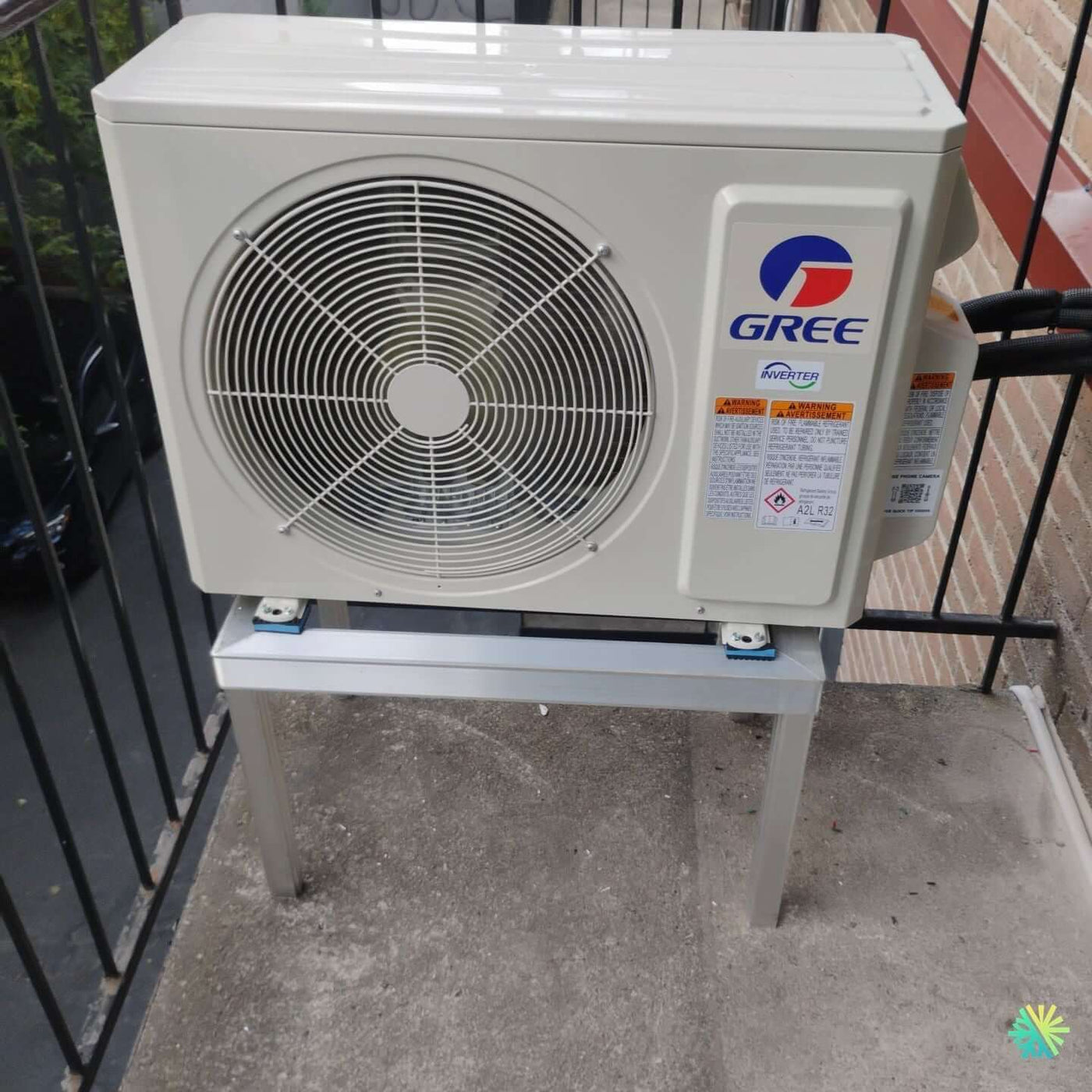 Installation d’une Gree (gamme R-32) thermopompe murale à Rosemont–La Petite-Patrie
