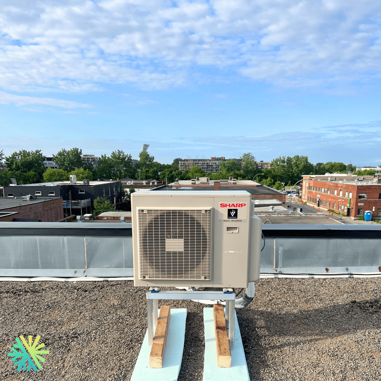 Installation d'une Thermopompe Sharp BU TripleZone à Montréal