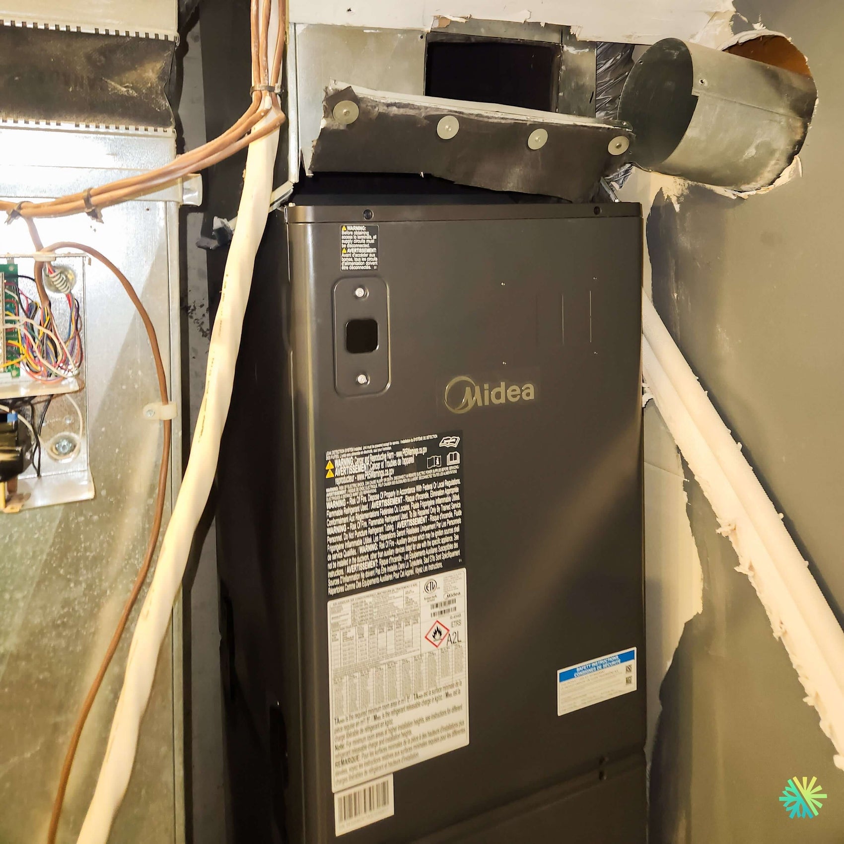 Installation d’une fournaise électrique MIDEA EVOX G3 3 tonnes avec système central Air Handler à Rivière-des-Prairies–Pointe-aux-Trembles