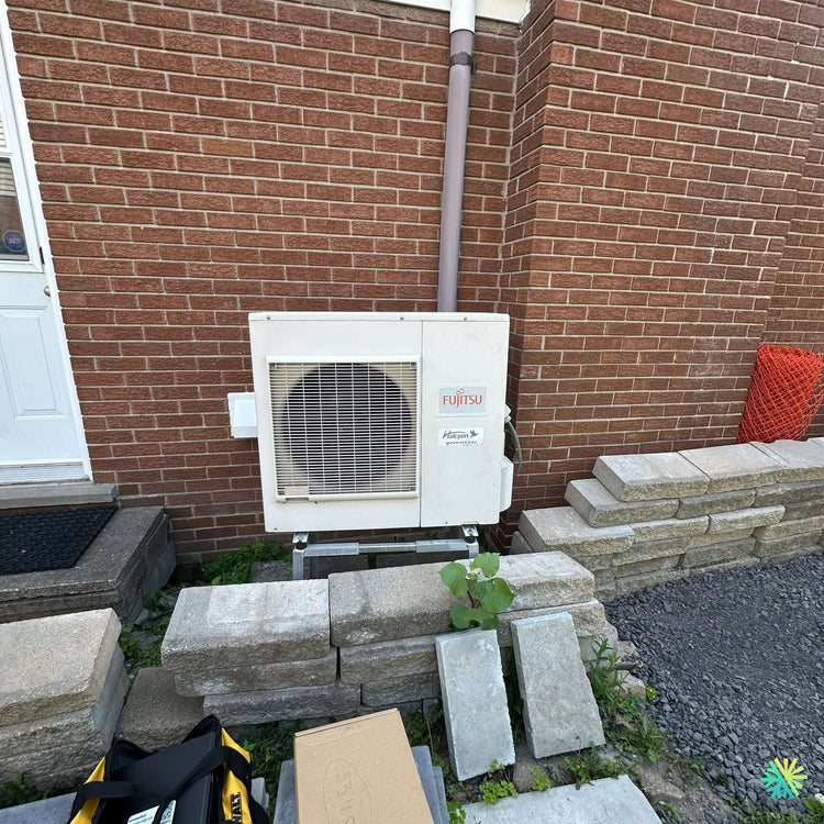 Réparation d’une thermopompe murale Fujitsu à Pointe-Claire