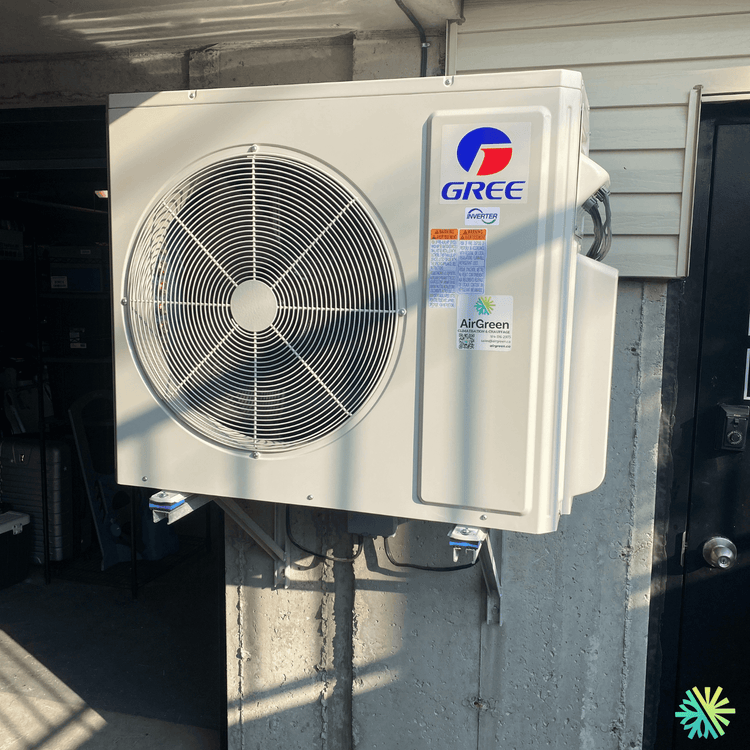 Installation d’une thermopompe murale Gree à Chomedey, Laval