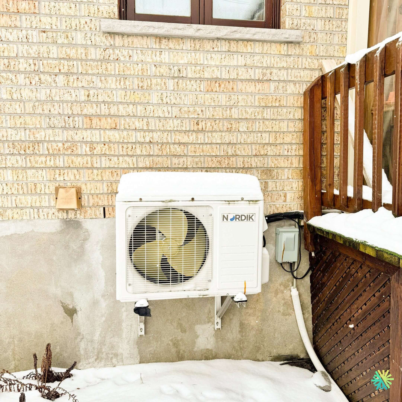 Diagnostic hivernal et réparation réussie d’une thermopompe murale Nordik à Ville-Marie