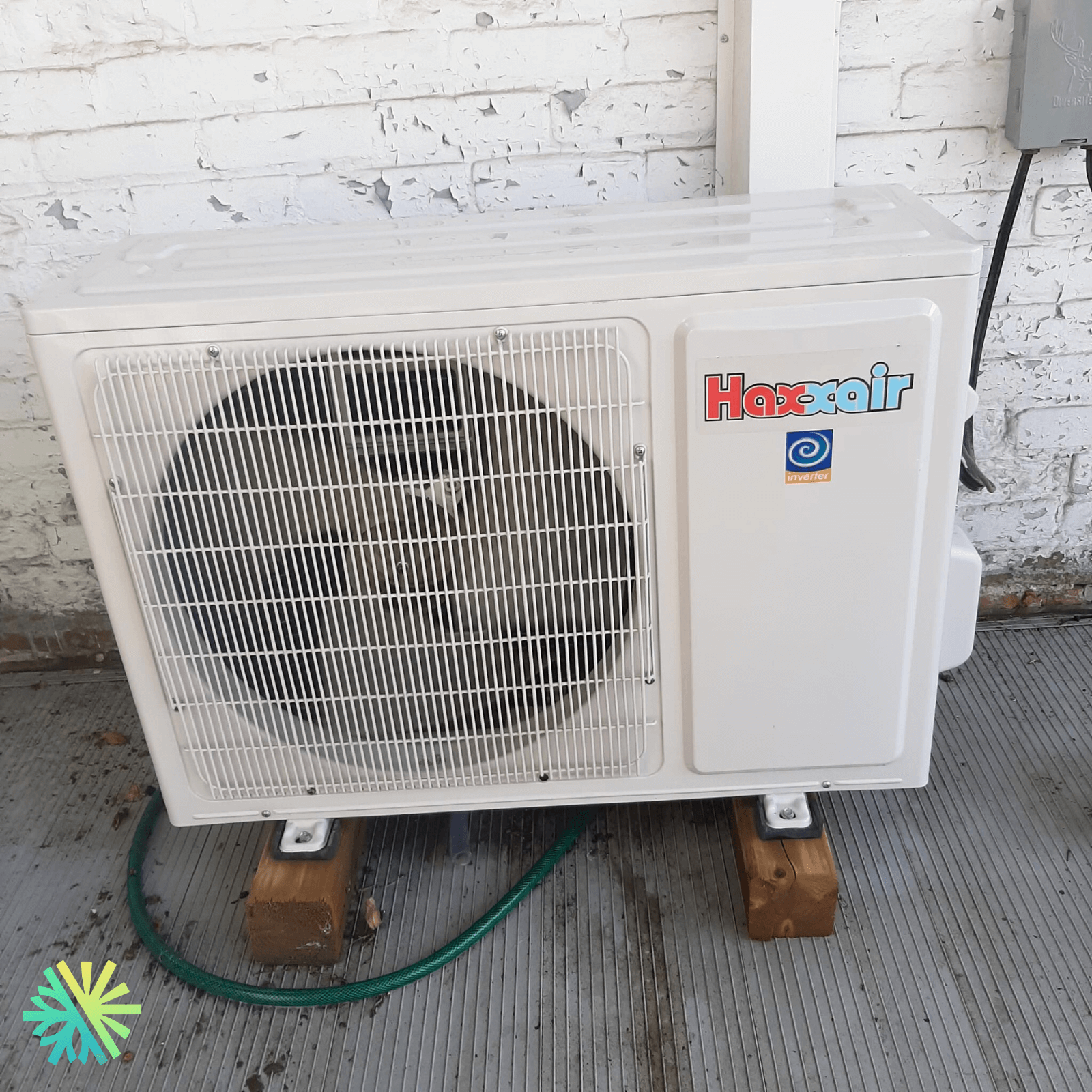 Installation d'une thermopompe murale HAXXAIR T2D à Terrebonne