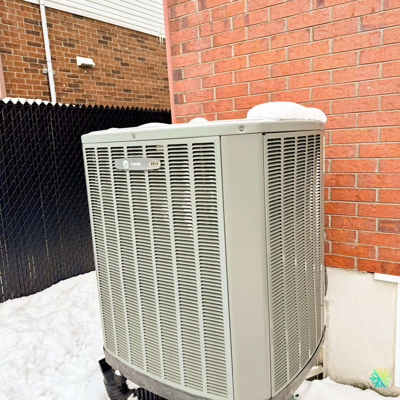 Réparation d’une thermopompe centrale Trane à Ahuntsic