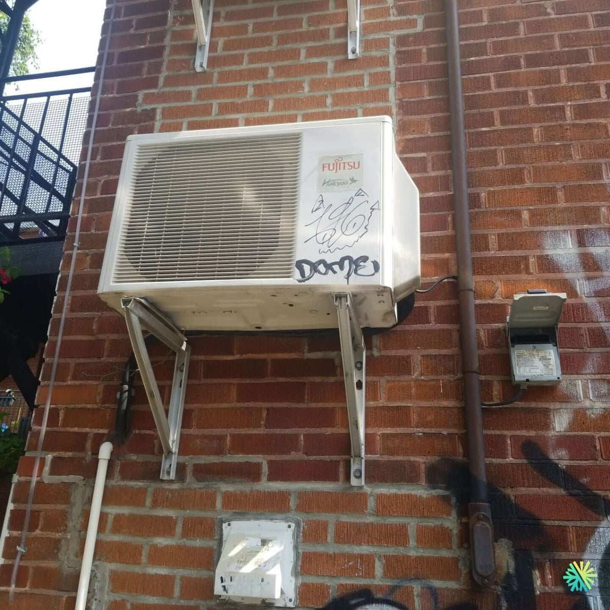 Réparation d’une thermopompe murale Fujitsu à Rosemont–La Petite-Patrie
