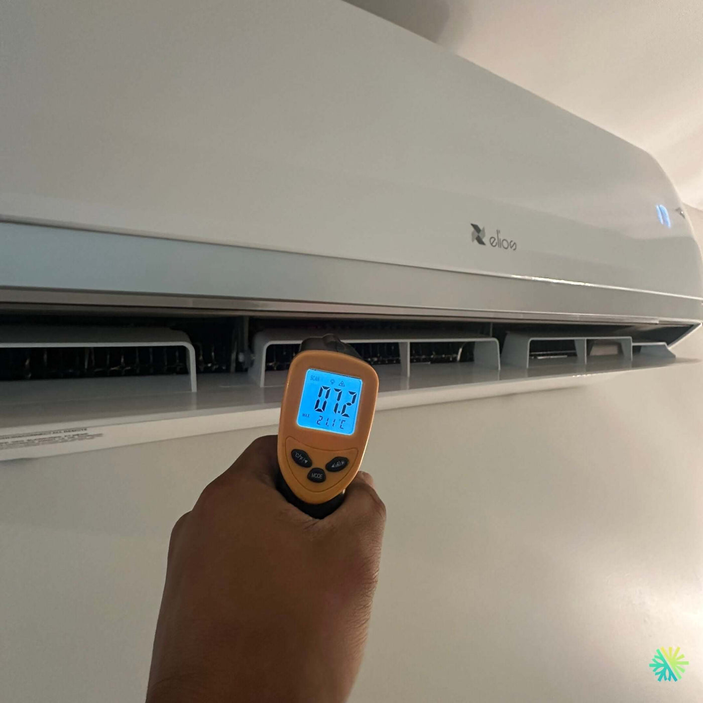 Réparation d’une thermopompe murale Elios à Saint-Laurent